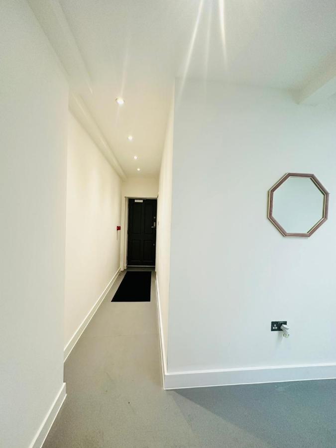 Marbel Aldgate Hotel London Eksteriør billede